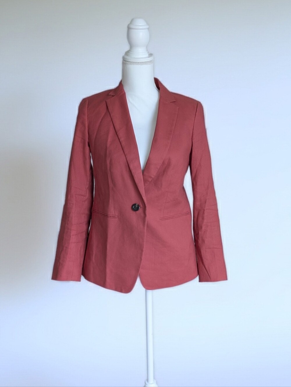 Ann Taylor Women's Rusty Coral Blazer Size 4P
